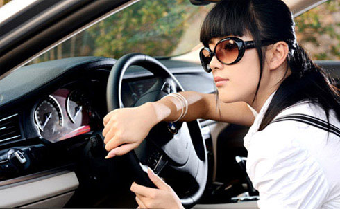 Học lái xe oto sa hình thô