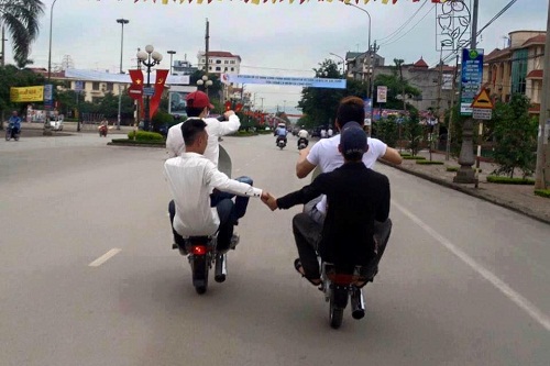 Phong cách lái xe, Chỉ có tại Việt Nam