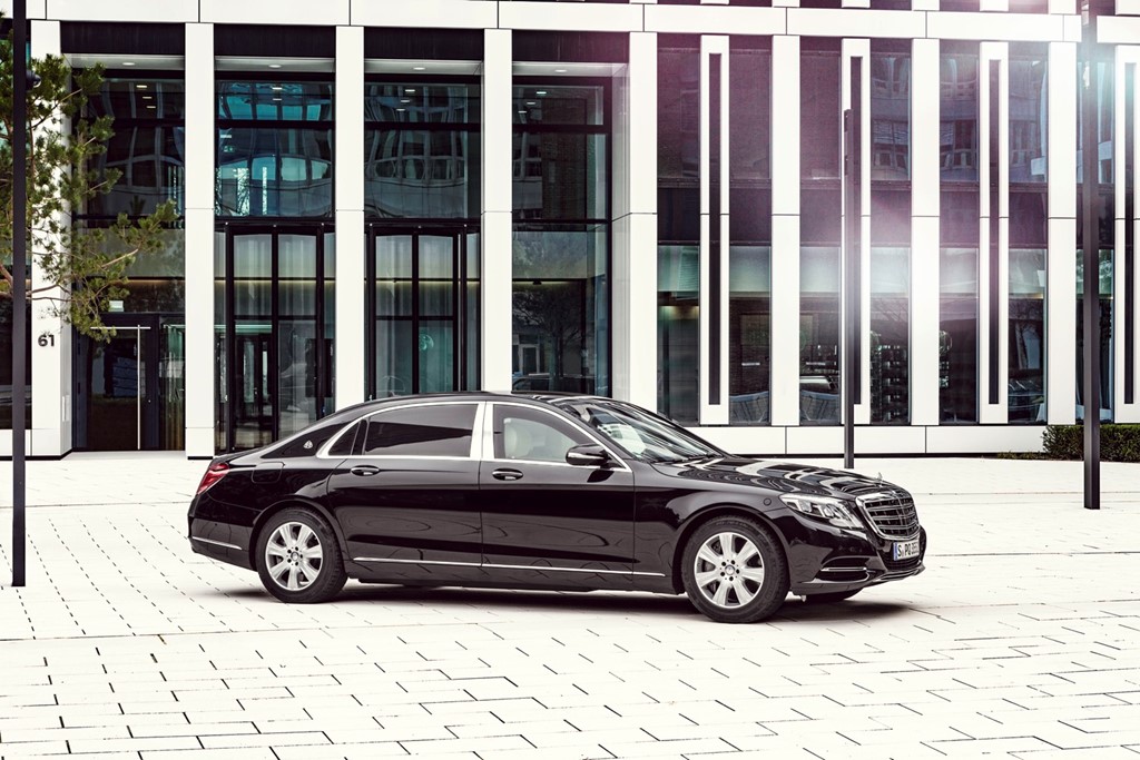 Siêu xe chống đạn Mercedes-Maybach S600