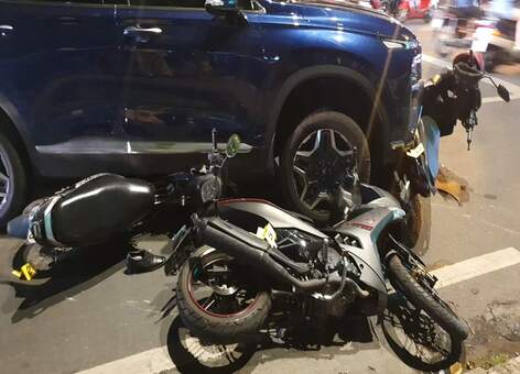 Kinh nghiệm tránh đạp nhầm chân ga khi lái xe