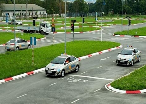 Tại sao đề xuất bỏ giấy phép lái xe A1 và B2?
