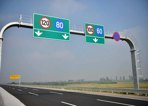 Bật mí bí quyết lái xe an toàn trên đường cao tốc an toàn