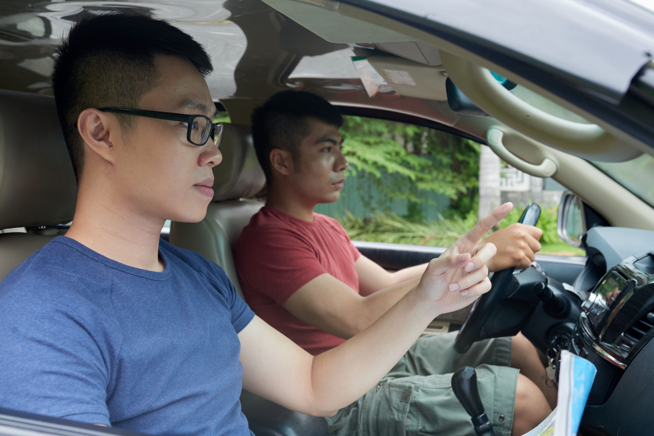 Bằng B tự động được lái xe ô tô số tự động chở đến 9 chỗ ngồi